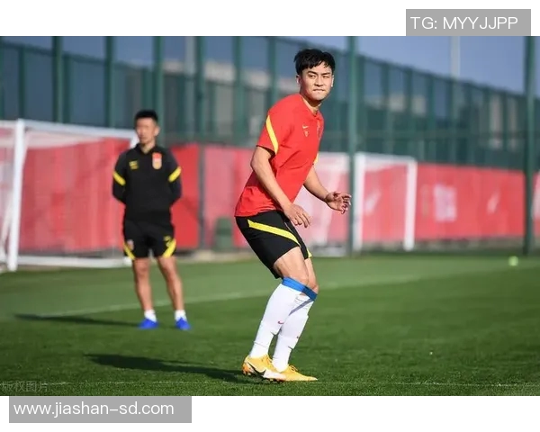 中超最帅国足球星是谁全面盘点球场颜值担当与实力兼具球员 中超最帅国足球星是谁全面盘点球场颜值担当与实力兼具球员