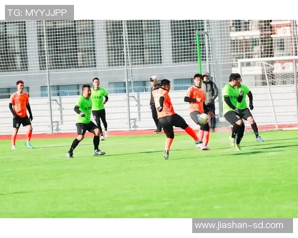 热销足球套装球星款畅享运动激情打造属于你的专属绿茵风采 热销足球套装球星款畅享运动激情打造属于你的专属绿茵风采