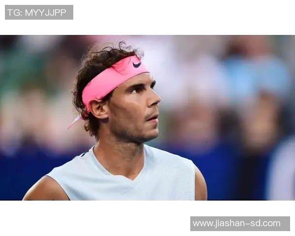 聚焦世界足坛巨星深度专访揭示球员心路历程与赛场背后故事